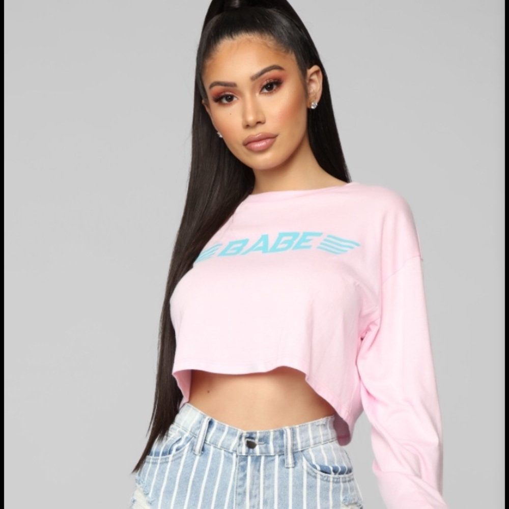 FASHION NOVA BABE CROP TOP😍